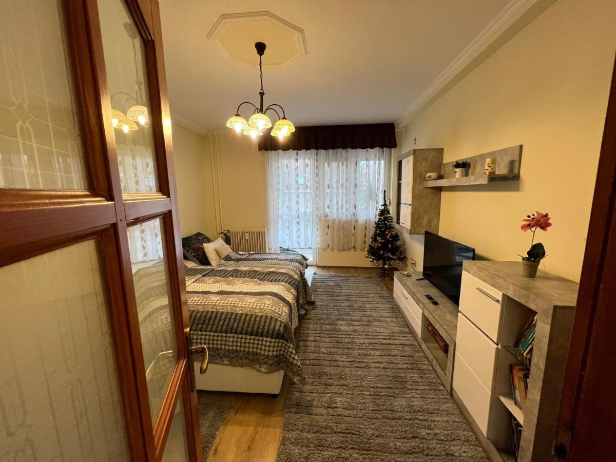 Anna Gyoengye Apartman Debrecín Exteriér fotografie
