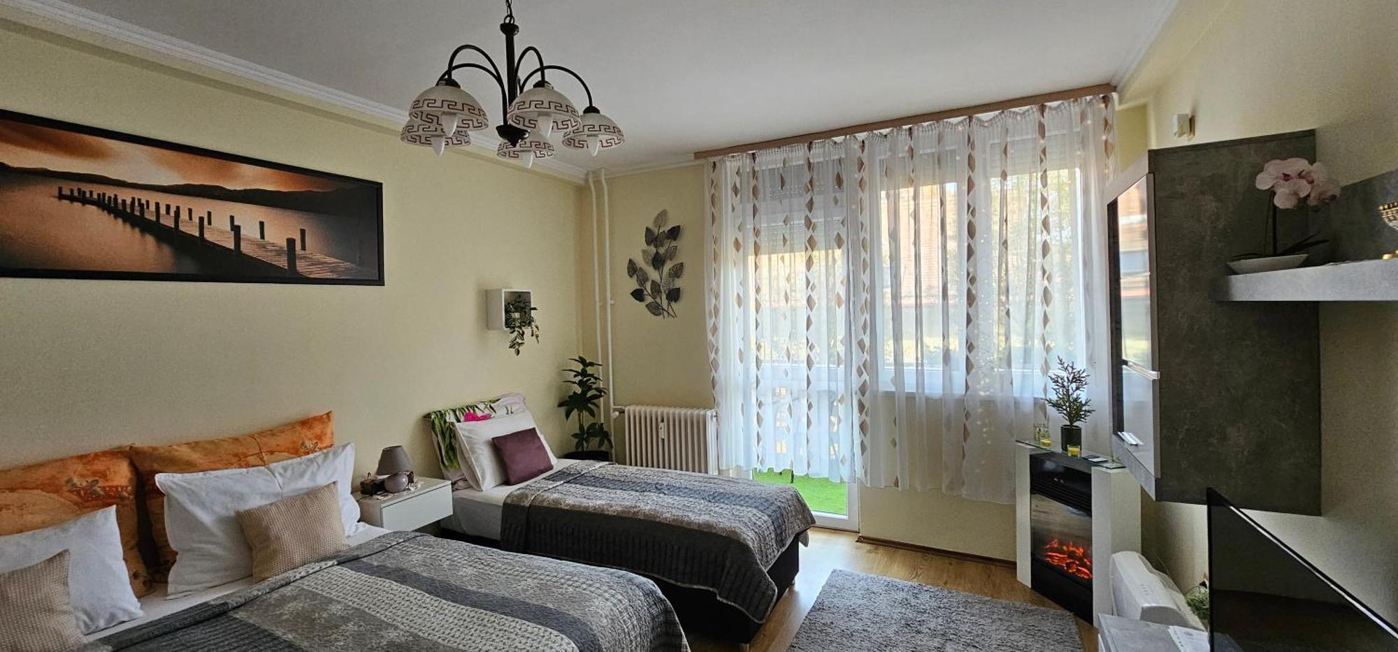 Anna Gyoengye Apartman Debrecín Exteriér fotografie