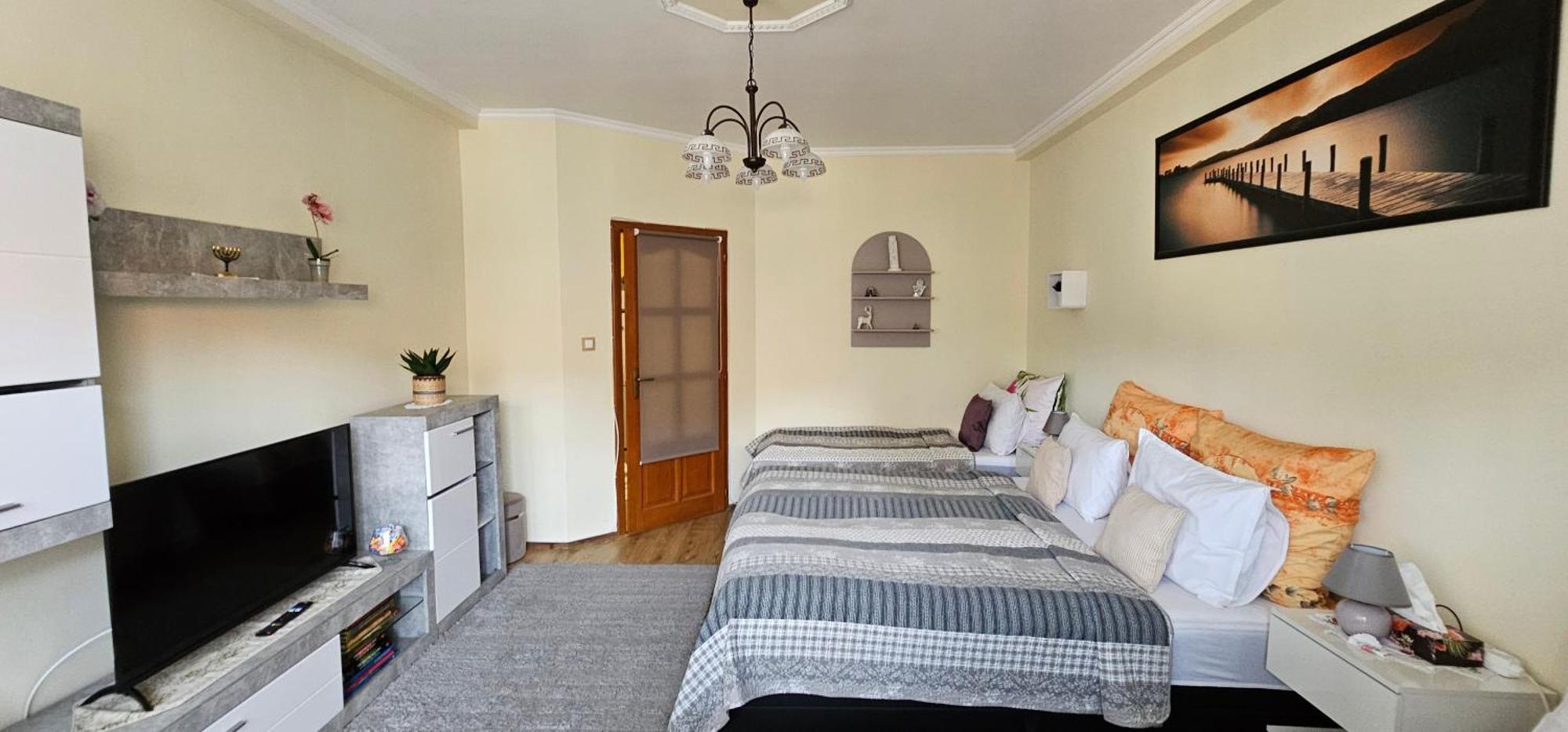 Anna Gyoengye Apartman Debrecín Exteriér fotografie