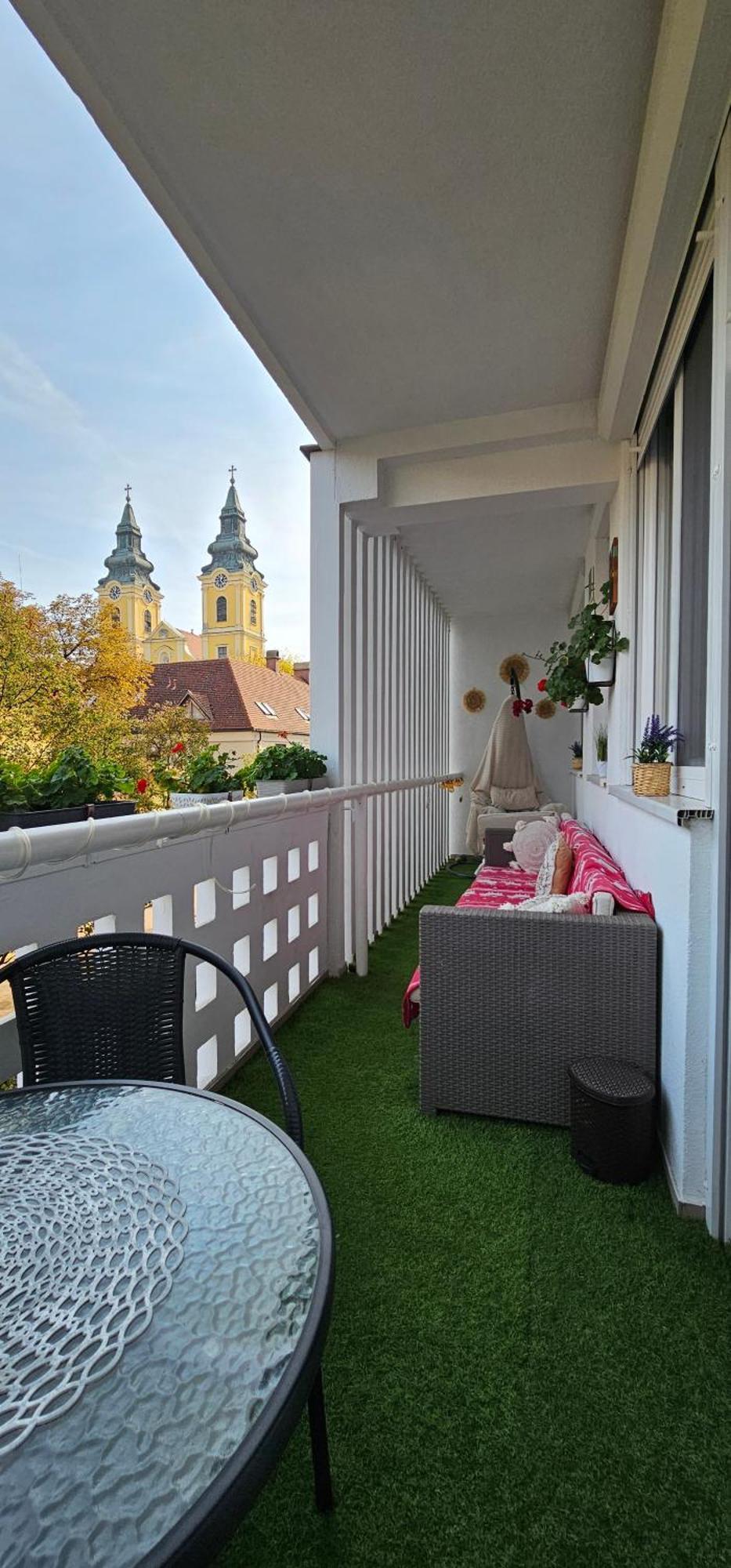 Anna Gyoengye Apartman Debrecín Exteriér fotografie